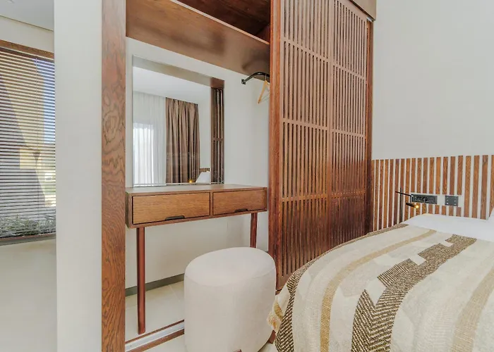 Silence 빌라 페티예